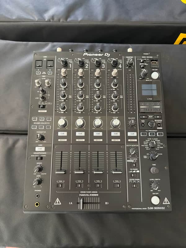 Pioneer DJM 900 Nexus 2 image 1