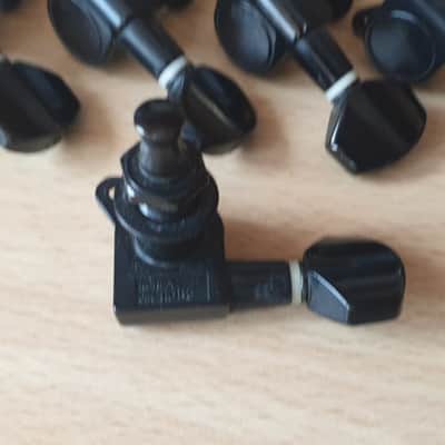 6 In-Line Right Handed Electric Guitar Tuners - Black Korea 10mm image 3