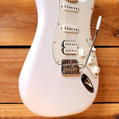 Fender Juanes Signature Stratocaster 2023 - Luna White Super Clean Strat! 30476 Bild 7