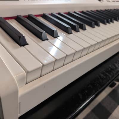 Studiologic Numa Stage - 88-Key Graded Weighted Hammer-Action Digital Piano with Synth Models - White image 7