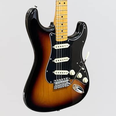 Fender Vintera II 70's Stratocaster Electric Guitar - Sunburst image 2