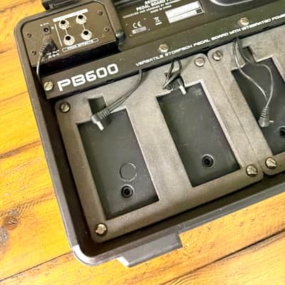 Behringer "PB-600" Pedalboard + Cables + Power Supply image 1