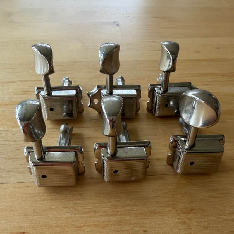 Fender MIJ Vintage-Style Stratocaster / Telecaster Tuning Heads (6) image 1