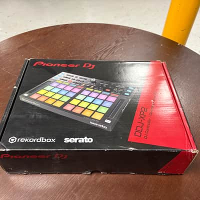 Pioneer DDJ-XP2 DJ Controller- Black image 2