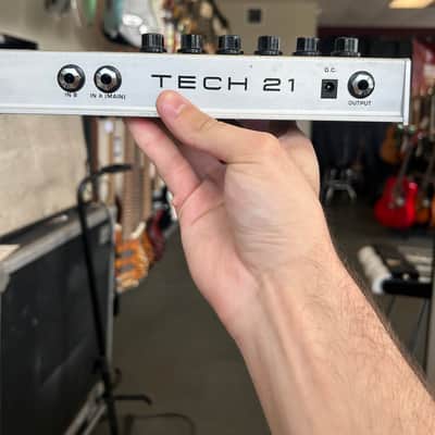 Tech 21 Blonde Deluxe PRIVATE STOCK SansAmp 2020s image 3