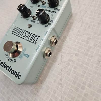 TC Electronic Quintessence Harmonizer - silver image 2