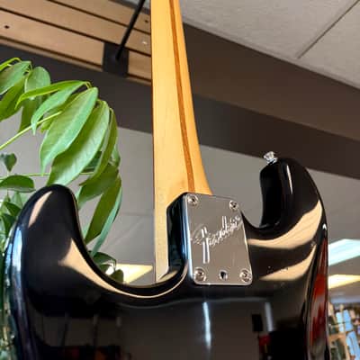 Fender Strat Plus with Rosewood Fretboard 1987 - 1998 - Black image 10