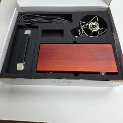 Warm Audio WA-67 Tube Condenser Microphone — Barely Used, Excellent Condition, Boxed image 10