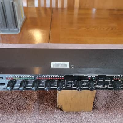 Alesis 3630 - Black image 3