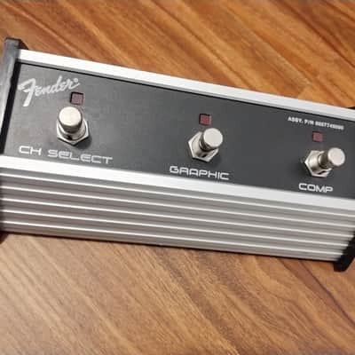 Fender 3 Button Footswitch 0057745000 Channel - Graphic - Comp image 1