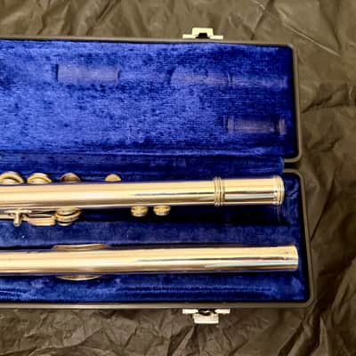 Gemeinhardt 3SHB Intermediate Flute w/Solid Silver Custom J1 Headjoint, Open Hole, Low B Foot image 5