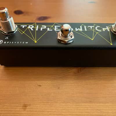GFI System Triple Switch 2010s - Black image 2