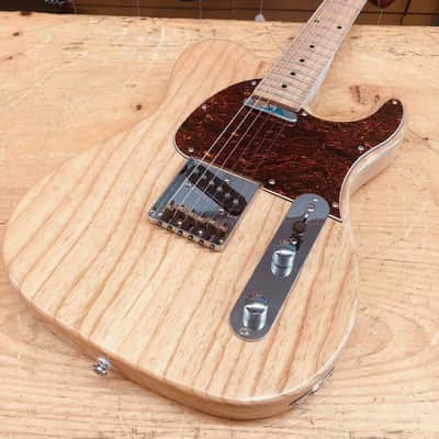 G&L ASAT Classic Electric Guitar image 3