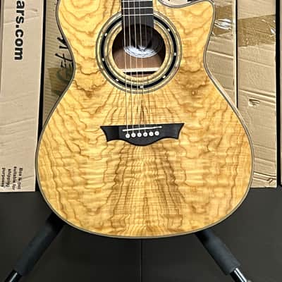 DEAN Exotica Quilt Ash acoustic electric GUITAR Trans Blue Satin w