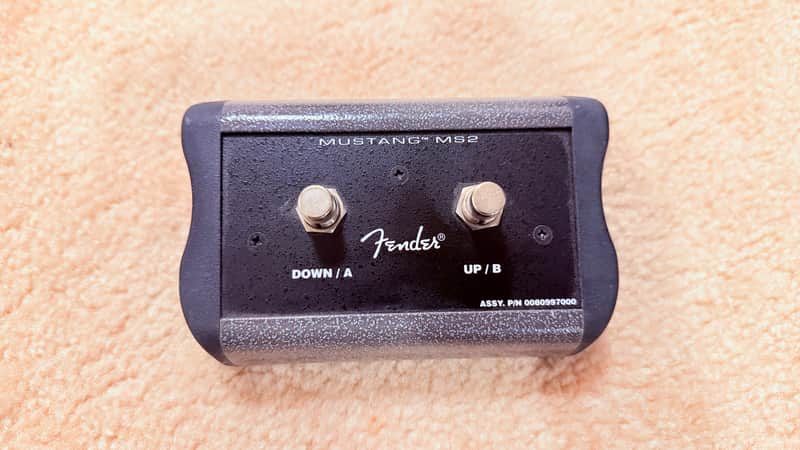 Fender 008-0997-000 MS2 Mustang Amp 2-Button Footswitch with 1/4" Jack 2010s - Black image 1