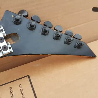 80's CHANDLER by ESP POINTY HEADSTOCK NECK - EARLY PAUL C's series image 3