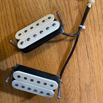2 DiMarzio Humbuckers image 4