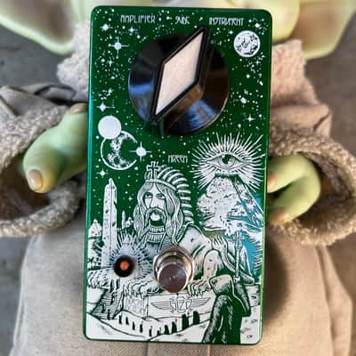 Does It Doom Giza Bass Preamp / Distortion Al Cisneros Sparkle Green image 3