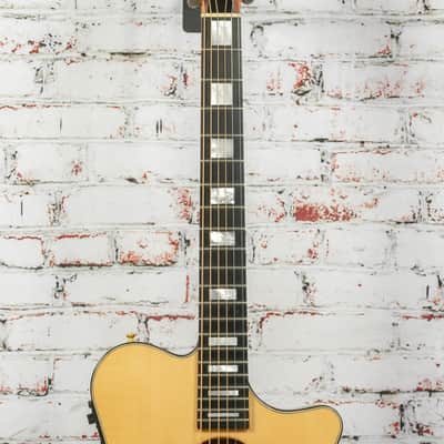 Carvin - AC375 - Electric Acoustic Guitar - Natural - w/OHSC USED image 2