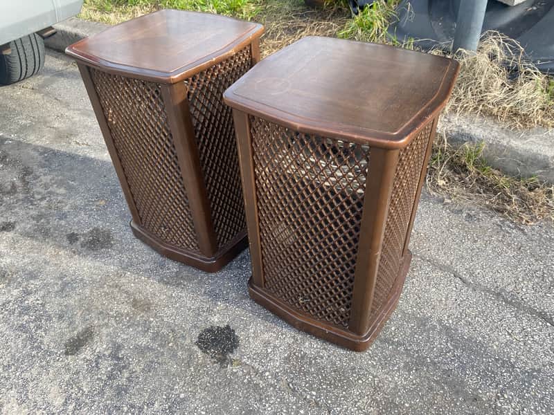 Pair 2 Sansui SF-2 Rare Omni Radial Directional 2-way speakers