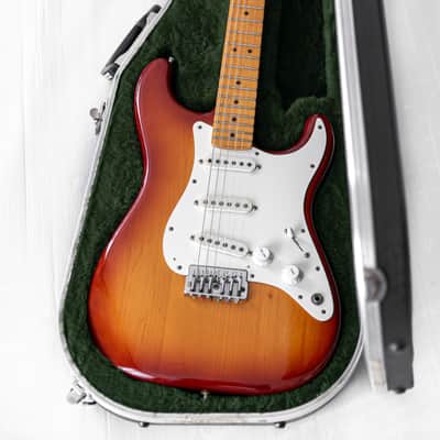 1983 Fender Dan Smith era Stratocaster Hardtail in Sienna Sunburst image 6