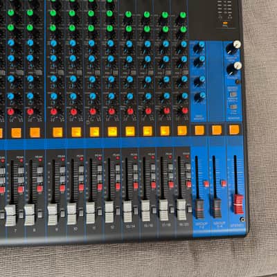 Yamaha MG20 20 Channel Analog Mixer 2014 - Present - Black image 12