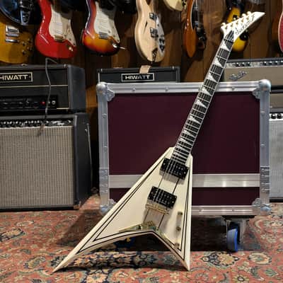 Jackson Pro Series RRT-3 Rhoads 2024 - Present - Ivory with Black Pinstripes image 4