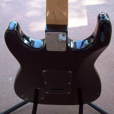 Jackson Limited Edition Stratocaster Black Glitter image 8