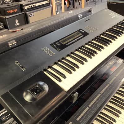 Korg M1 Digital Synthesizer