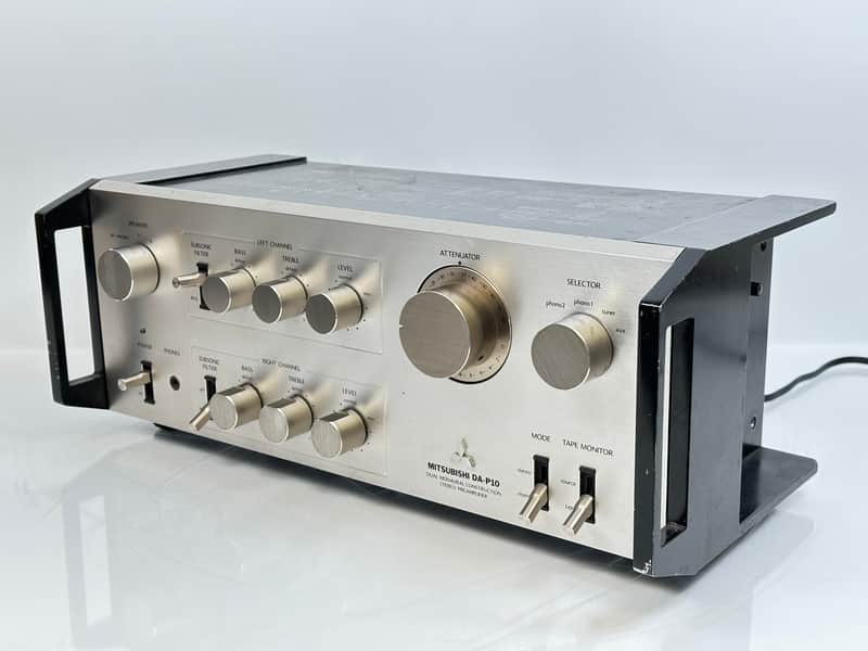 Mitsubishi DA-P10 Stereo Preamplifier
