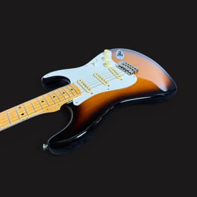 Fender Fender American Vintage II 1957 Stratocaster 3,4kg 2024 - 2-Color Sunburst image 11
