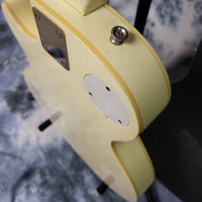 Video Demo Hohner Vintage RARE 1977 WHITE with Gold Hardware Hohner Japan L-59 Les Paul Style Electric Guitar New Strings Pro Setup Original Hard Shell Case image 10