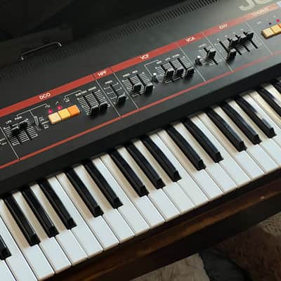 Roland Juno-60 61-Key Polyphonic Synthesizer image 3