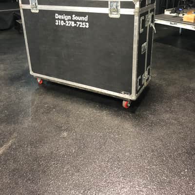 [Lot #24] Soundcraft Vi 3000, Stage Box, Cards, and Flight Case image 15