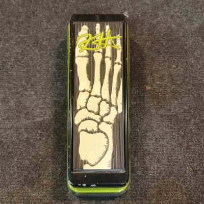 Dunlop KH95 Kirk Hammett Signature Cry Baby Wah image 2