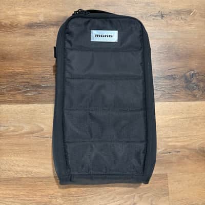Mono M80 Classic Tick Accessory Case 2.0 image 1