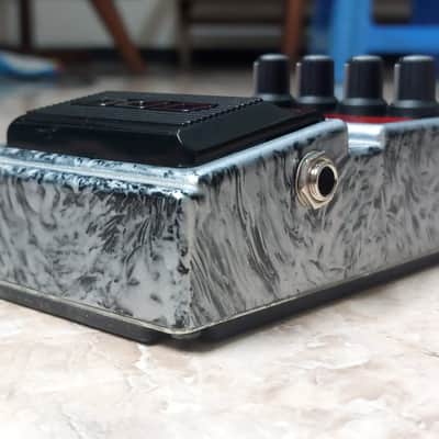 DOD FX101 Grind Rectifying Overdrive [NOS - New Old Stock Complete] 1996 - 1998 - Grey Silver Black Airbrush and Red image 18