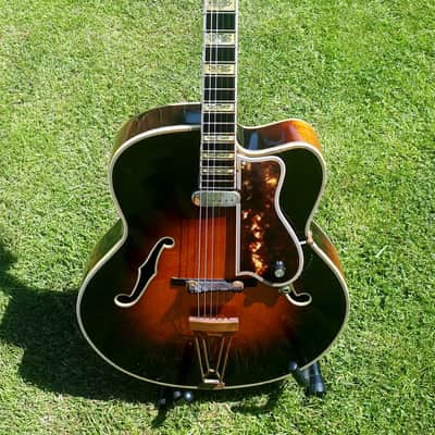 Levin De Luxe 1956 w/Pickup, All Original image 2