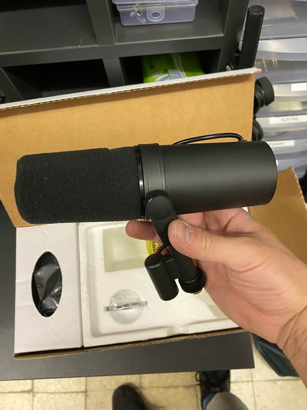 Shure SM7B Cardioid Dynamic Microphone 2001 - Present - Black image 1