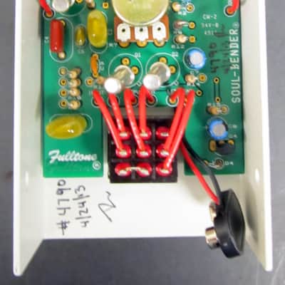 Used Fulltone Soul Bender Fuzz v2 See Description VGC image 9