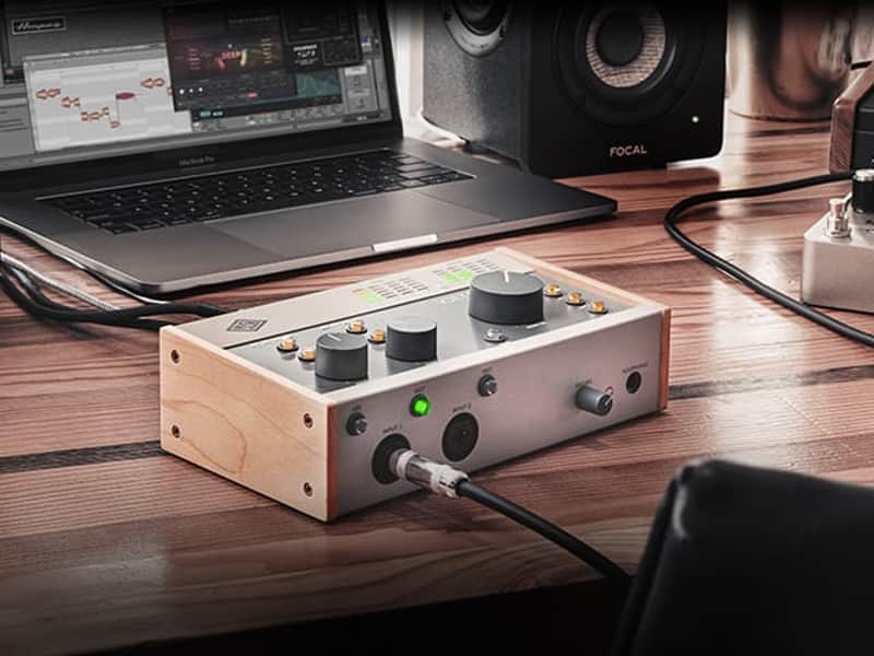 Universal Audio Volt 476 | 4-in/4-out USB 2.0 Audio/MIDI Interface. New with Full Warranty! image 1