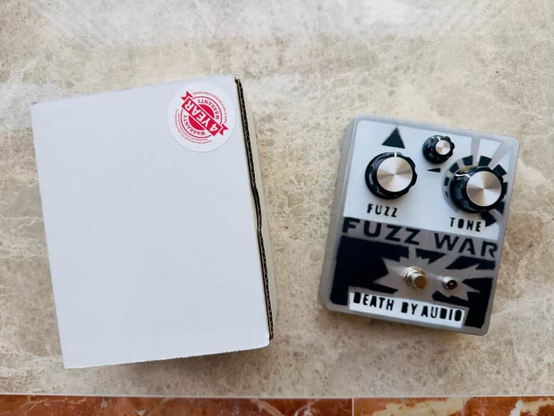 Death By Audio Fuzz War