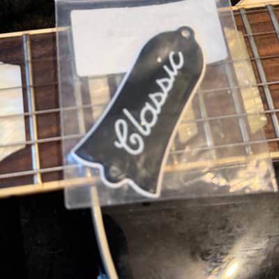 Gibson Les Paul Classic 2021 - Ebony image 15