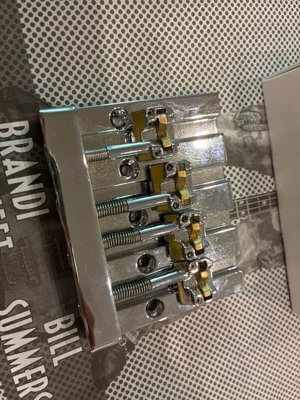 Hipshot kickass 4 bass bridge / - Chrome image 1