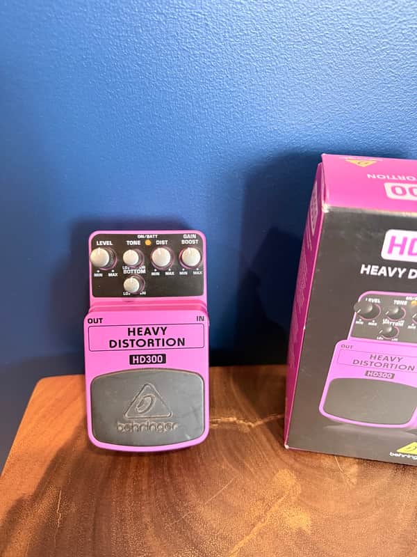 Behringer HD300 Heavy Distortion Pedal