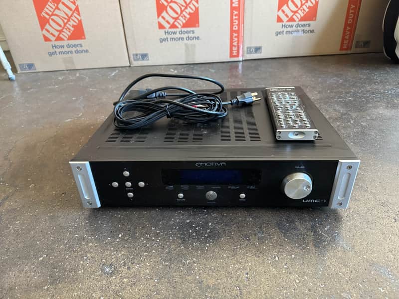 Emotiva UMC-1 7.1 A/V Surround Sound PreAmp and Pre-Processo