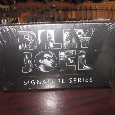 Hohner Billy Joel Signature Harp Harmonica Key of C M535016 - Metal image 1