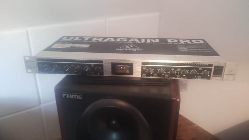 Behringer Ultragain Pro MIC2200 Vacuum Tube Mic Line Preamp 2009 - Present - Standard image 1