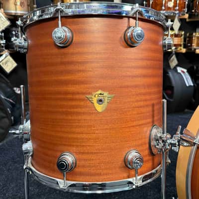 DW Classics Series 3-ply Mahogany/Poplar 3-Piece 12/16/22 Drum Kit Set in Natural Satin Oil with Chrome Hardware image 6