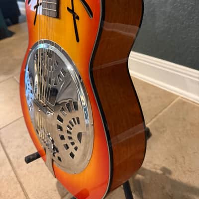 Fender FR-50 Spruce/Mahogany Resonator 2010s - Sunburst image 3